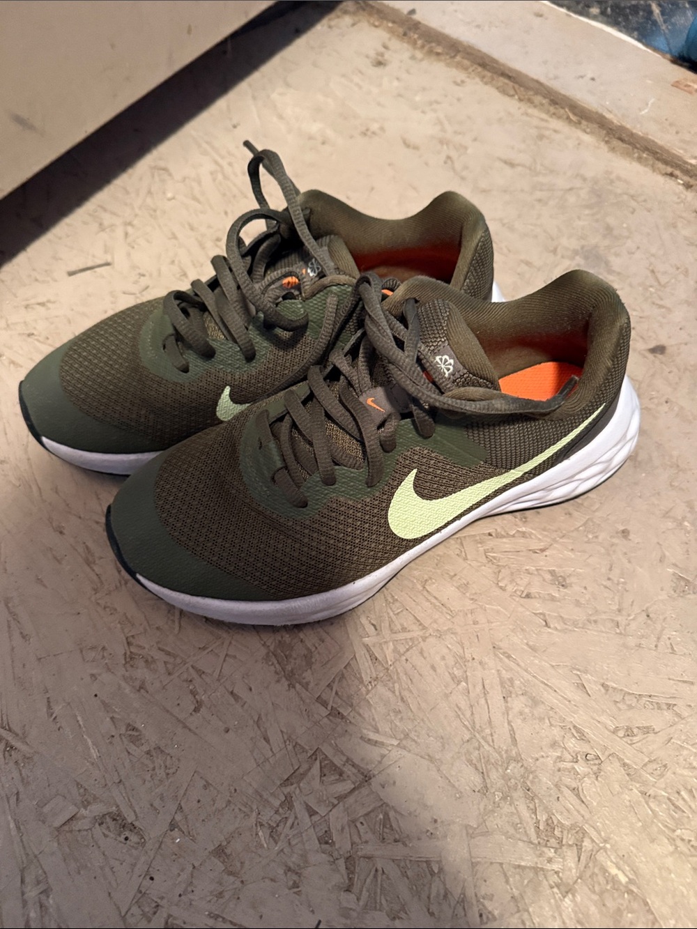 Nike Kids Olive Green Sneakers with Light Lime Swoosh